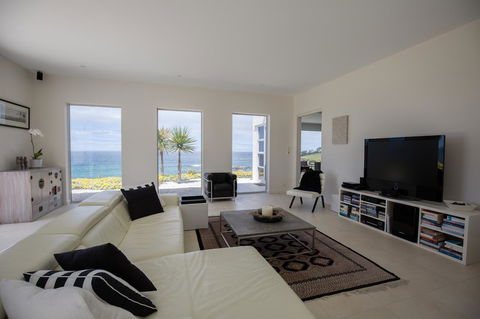 Saltwater - Absolute Oceanfront, Hot Tubs, Sauna, Fire Pits - Hobart Tourism 40