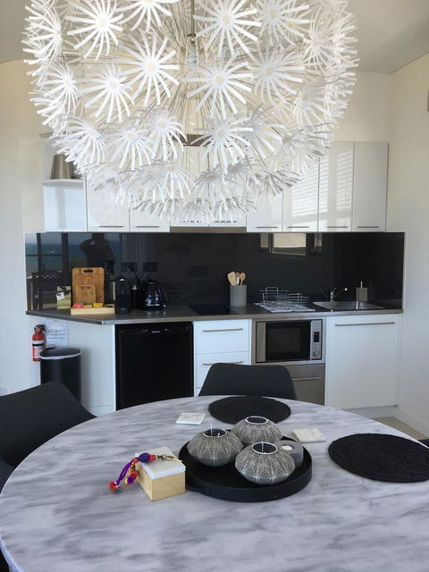 Saltwater - Absolute Oceanfront, Hot Tubs, Sauna, Fire Pits - Hobart Tourism 16