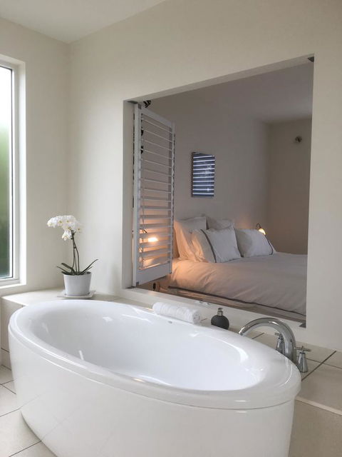 Saltwater - Absolute Oceanfront, Hot Tubs, Sauna, Fire Pits - Hobart Tourism 21