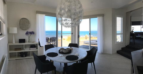 Saltwater - Absolute Oceanfront, Hot Tubs, Sauna, Fire Pits - Hobart Tourism 10