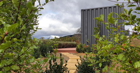 Lockleigh Park - Hobart Tourism 1