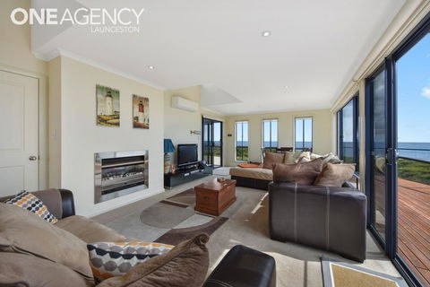 Seaspray - Hobart Tourism 6