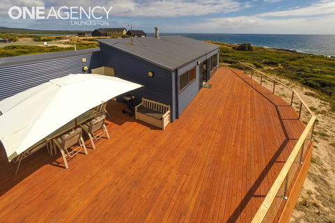 Seaspray - Hobart Tourism 5