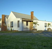 Buttons Cottage - Tourism TAS