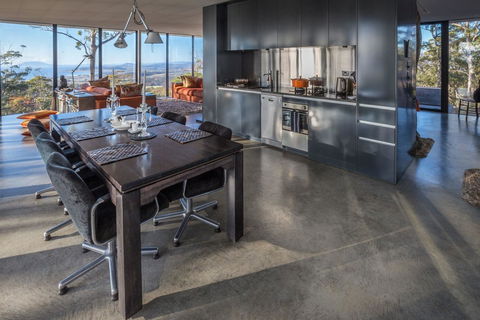 Rocky Hills Retreat - Hobart Tourism 5
