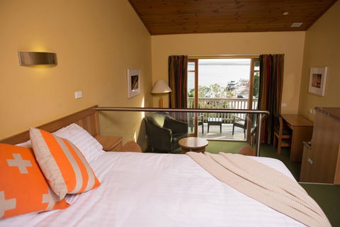 Strahan Village - Tourism TAS 15
