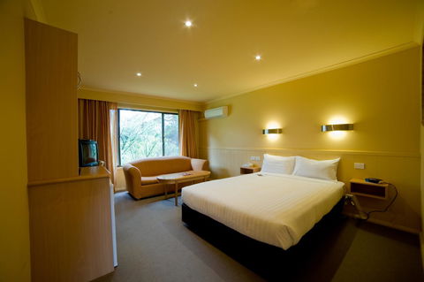 Strahan Village - Tourism TAS 40