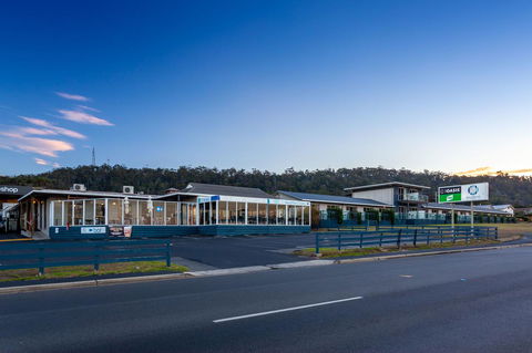 Beachfront Bicheno - Hobart Tourism 42