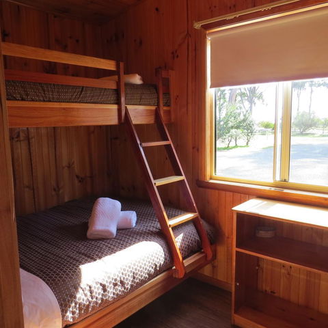 Captain Cook Holiday Park - Tourism TAS 44