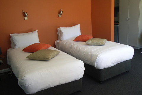 Highland Cabins And Cottages At Bronte Park - Hobart Tourism 21