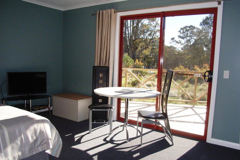 Highland Cabins And Cottages At Bronte Park - Hobart Tourism 1