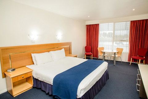 Edgewater Hotel - Tourism TAS 24