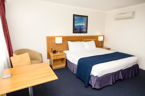 Edgewater Hotel - Tourism TAS 11