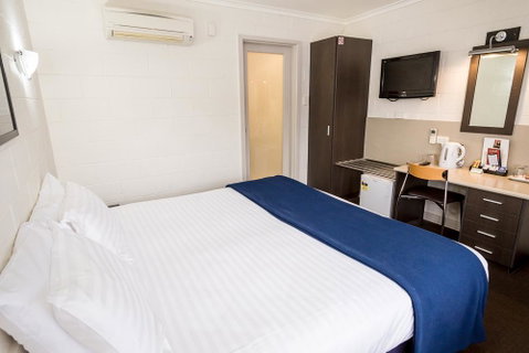 Edgewater Hotel - Tourism TAS 18