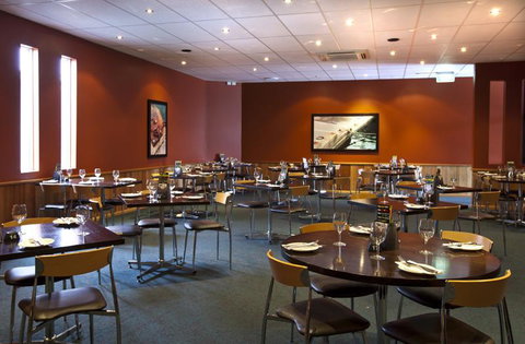 Edgewater Hotel - Tourism TAS 32