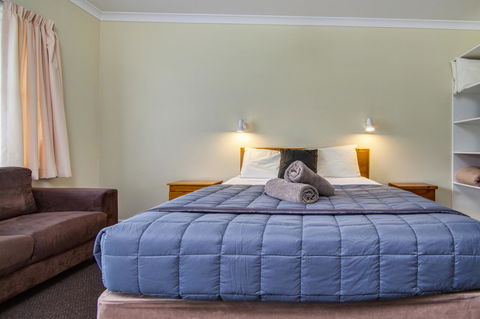 Wintersun Gardens Motel - Hobart Tourism 15