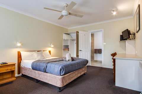 Wintersun Gardens Motel - Hobart Tourism 20