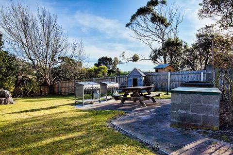 Wintersun Gardens Motel - Hobart Tourism 38