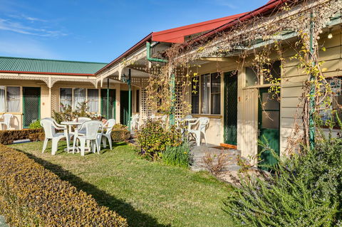Wintersun Gardens Motel - Hobart Tourism 24