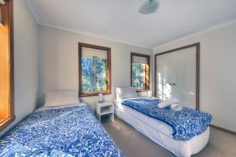 Freycinet Sanctuary 5 - Tourism TAS 5