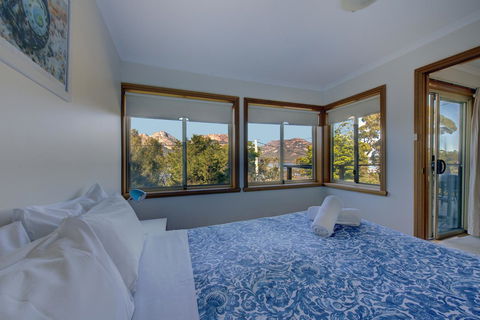 Freycinet Sanctuary 5 - Tourism TAS 3