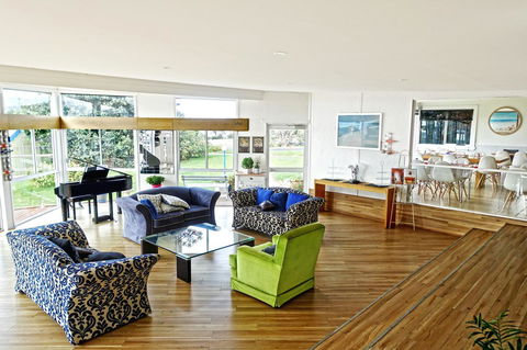 Diamond Island Resort - Hobart Tourism 1