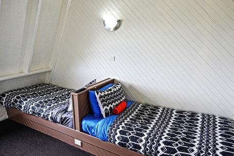 Diamond Island Resort - Hobart Tourism 13