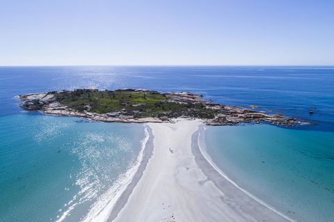 Diamond Island Resort - Hobart Tourism 2