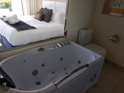 Diamond Island Resort - Hobart Tourism 30