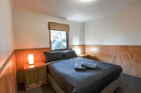 Cradle Mountain Wilderness Village - Hobart Tourism 24