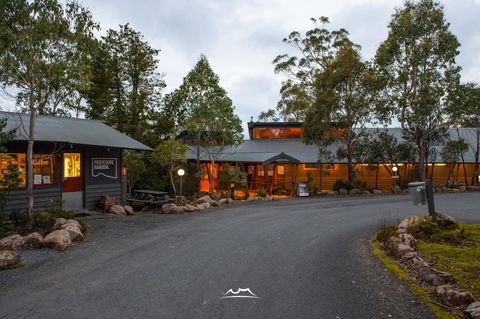 Cradle Mountain Wilderness Village - Hobart Tourism 3