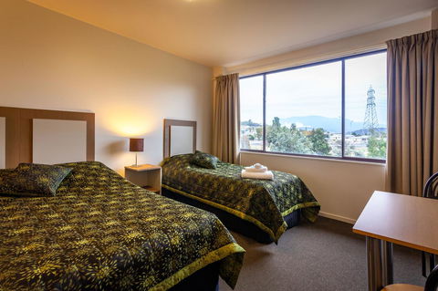 Mornington Inn - Hobart Tourism 0
