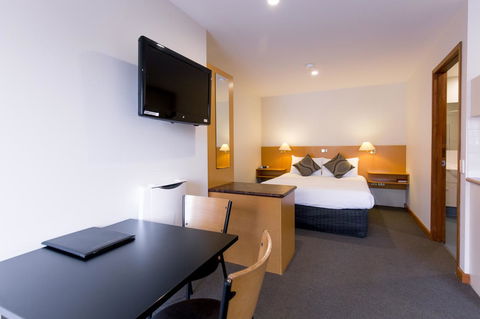 Bay Hotel Apartments - Hobart Tourism 20
