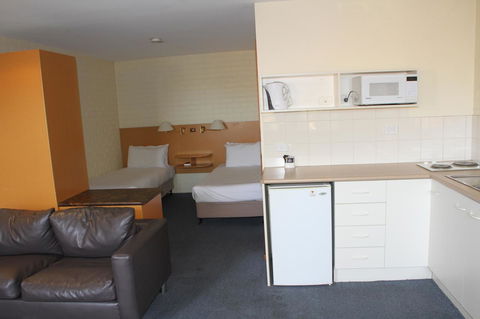 Bay Hotel Apartments - Hobart Tourism 29