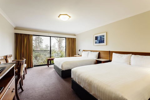 Cradle Mountain Hotel - Hobart Tourism 7