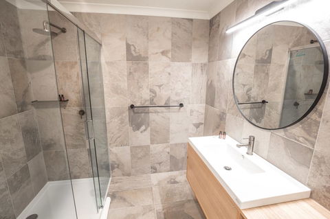 Cradle Mountain Hotel - Hobart Tourism 13