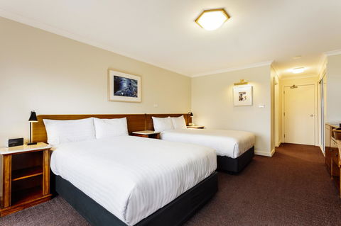 Cradle Mountain Hotel - Hobart Tourism 8