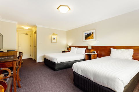 Cradle Mountain Hotel - Hobart Tourism 9