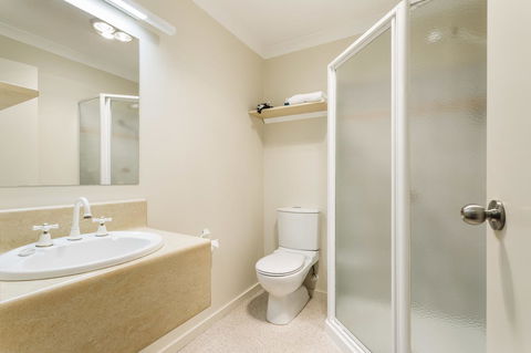 Cradle Mountain Hotel - Hobart Tourism 12