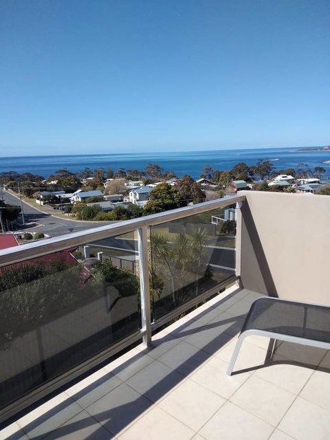Bicheno Views On Douglas - Hobart Tourism 13