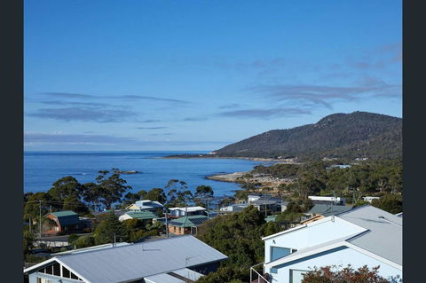 Bicheno Views On Douglas - Hobart Tourism 4