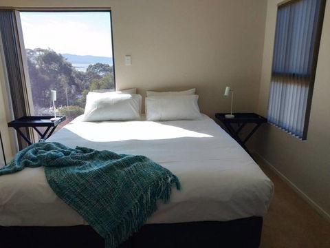 Bicheno Views On Douglas - Hobart Tourism 19
