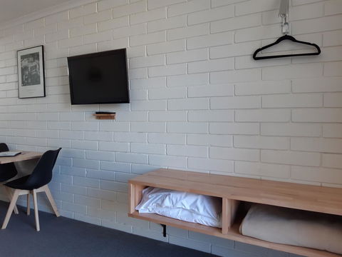 Anchor Wheel Motel - Hobart Tourism 2