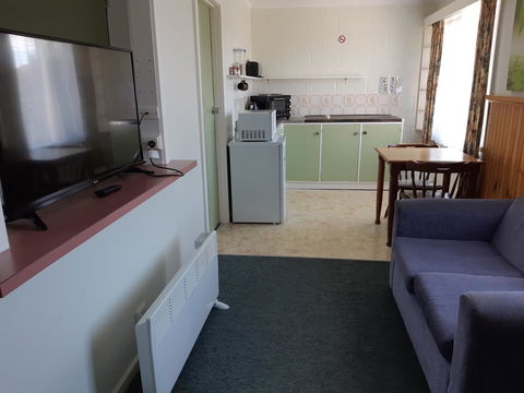 Anchor Wheel Motel - Hobart Tourism 14