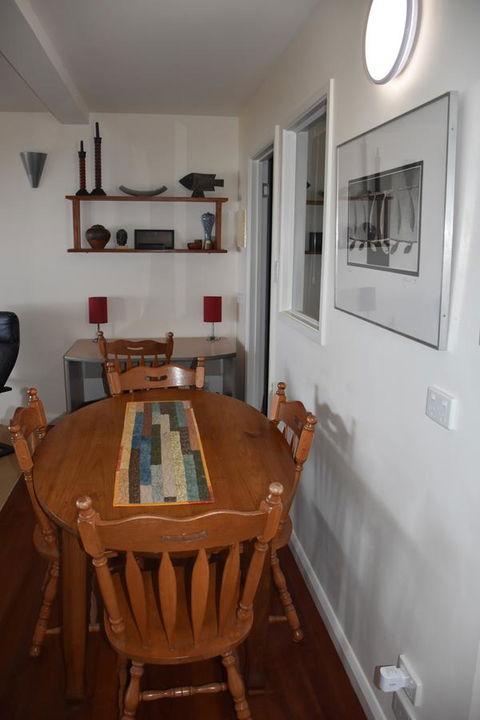 Beachside Taroona With Spa - Tourism TAS 9