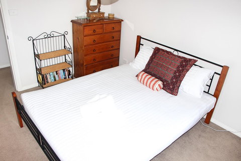 Front Row Beachfront - Tourism TAS 10