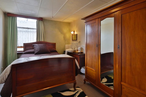 Astor Private Hotel - Tourism TAS 22