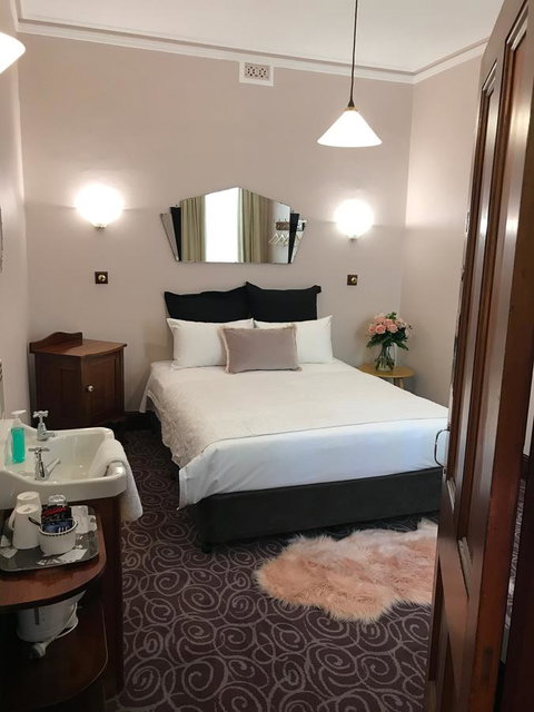 Astor Private Hotel - Tourism TAS 1
