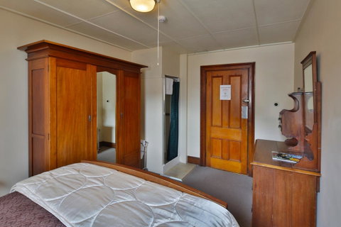 Astor Private Hotel - Tourism TAS 28