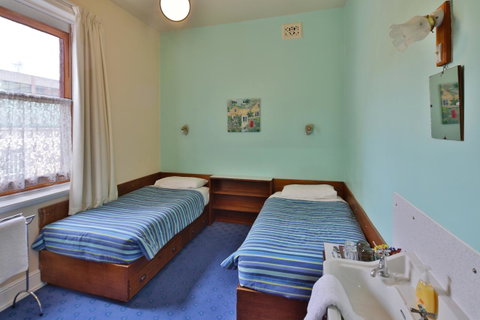 Astor Private Hotel - Tourism TAS 27